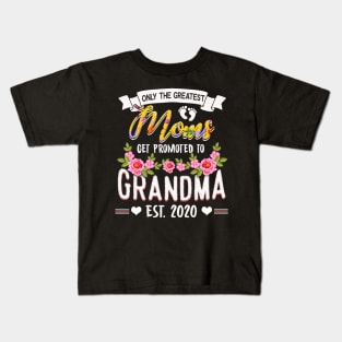 Funny New Moms Tee Get Promoted to Grandma Est.2020 Kids T-Shirt